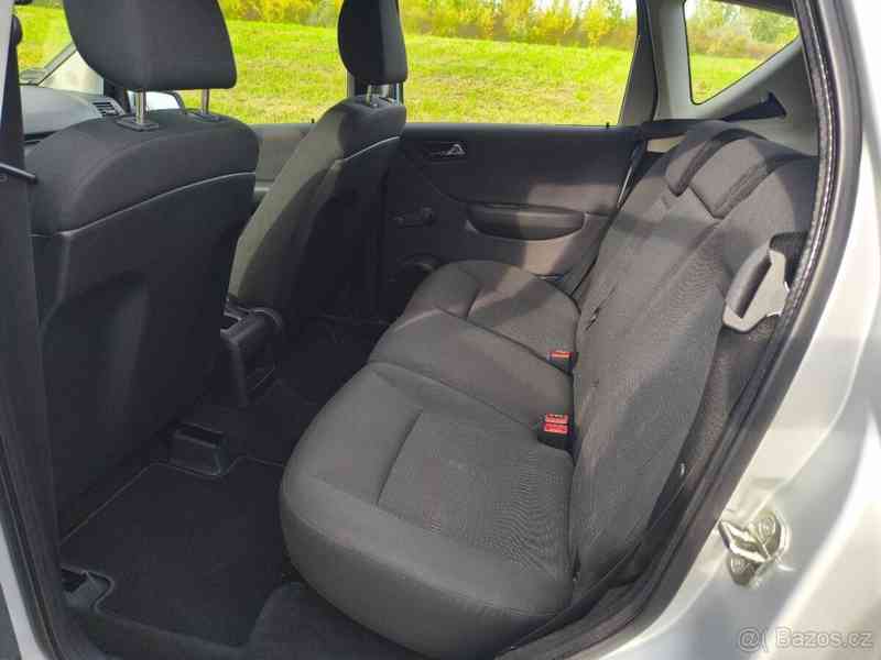Mercedes-Benz Třídy A 2,0   2010 A160 cdi automat W169 - foto 15