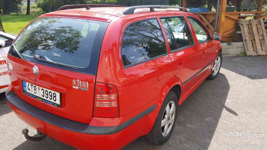 Škoda Octavia Combi - foto 2