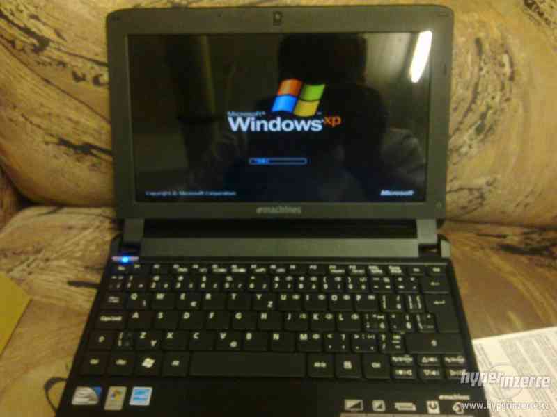 ACER eMachines 350-21G16i - foto 1