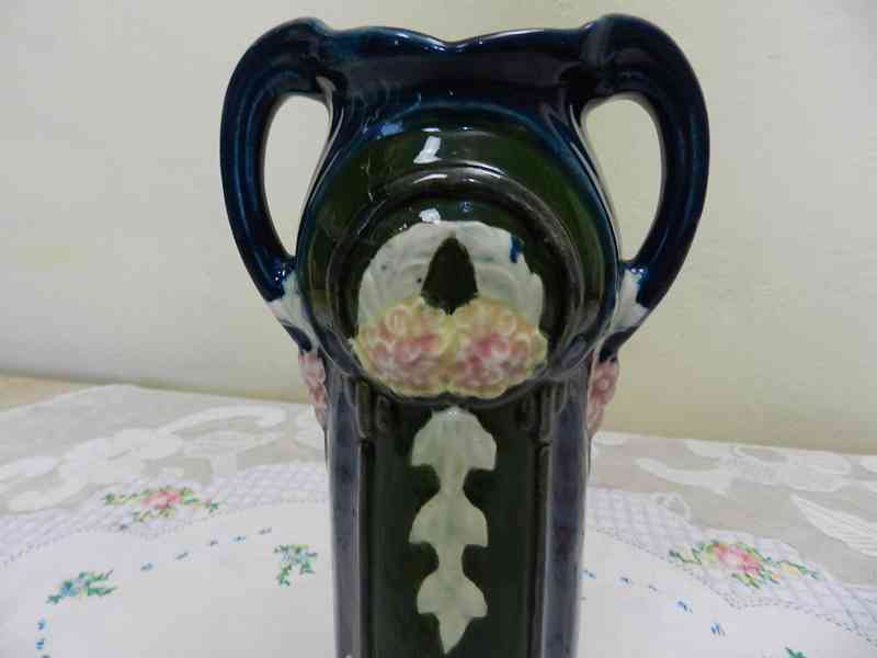 Hezká secesní modrá zelená Váza Majolika - foto 4