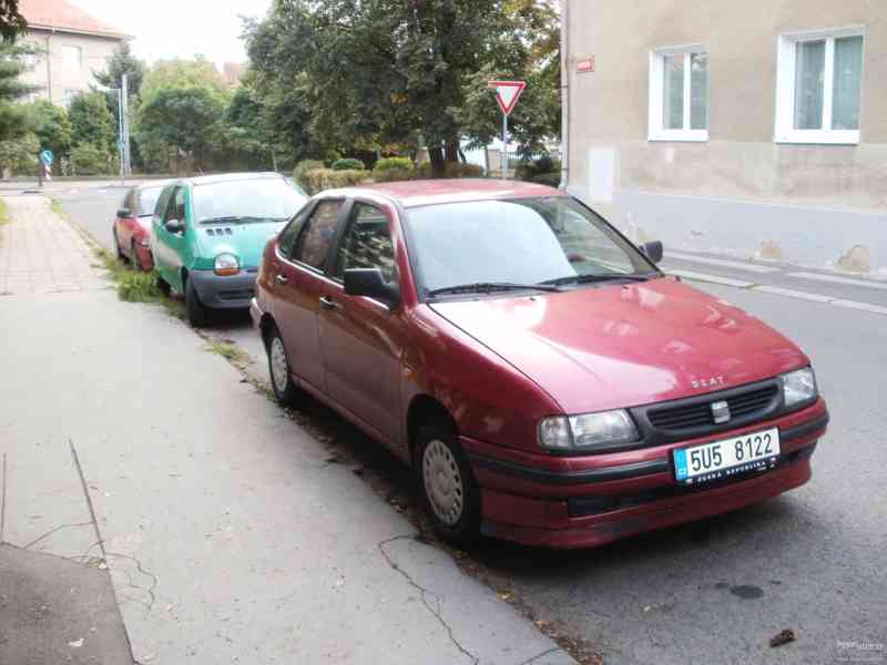 SEAT CORDOBA - foto 1