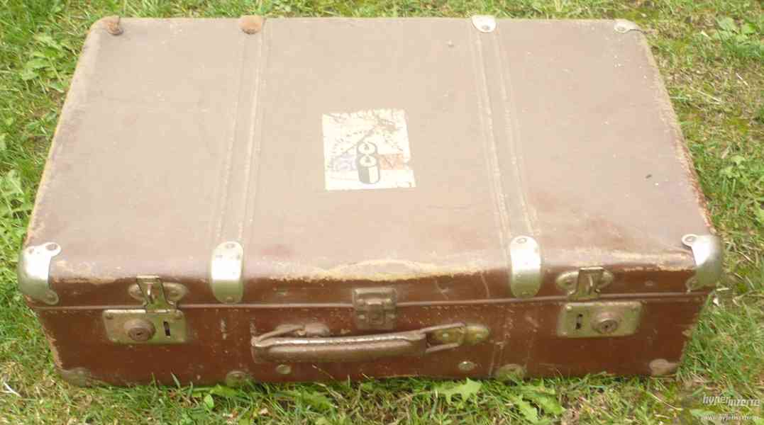 Starý pevný kufr 55cm - foto 2