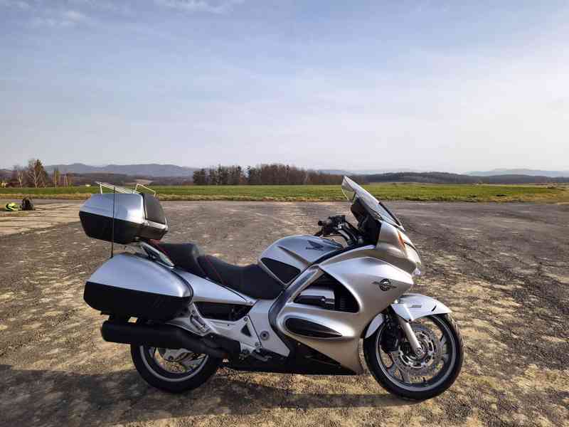 Honda ST1300 Pan-European - foto 19