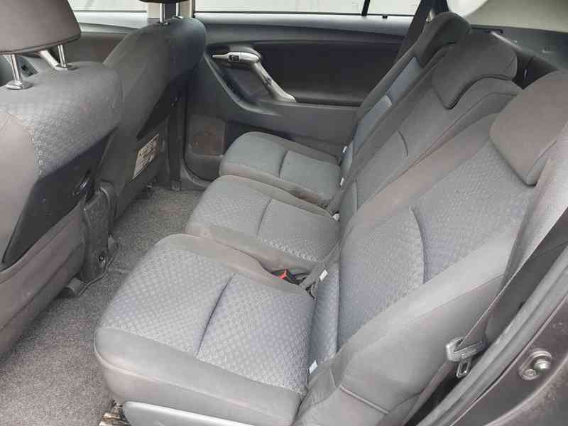 Toyota Verso 1.6 i benzín 97kw - foto 15