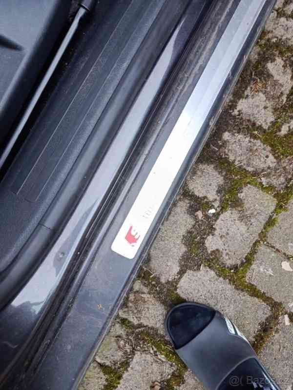 Audi A3 2,0   8P po FL TDI 125kW S-Line auto - foto 13