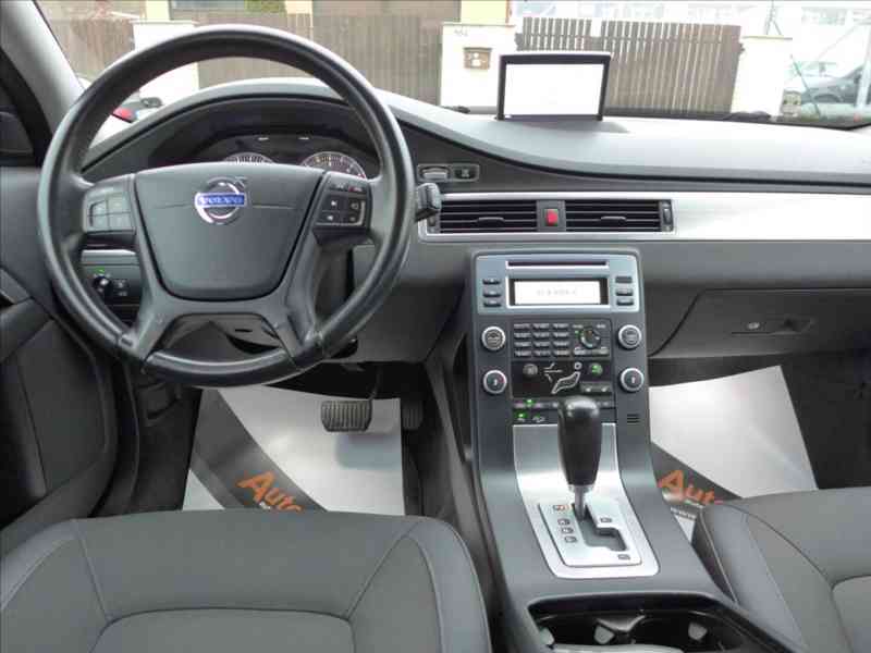 Volvo XC70 2,4 D 4X4, PLNÝ SERVIS, TOP - foto 7