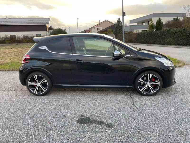 Peugeot 208 1,6 THP 200 k MAN 6 GTi  GTi, GT Line, Navi - foto 9