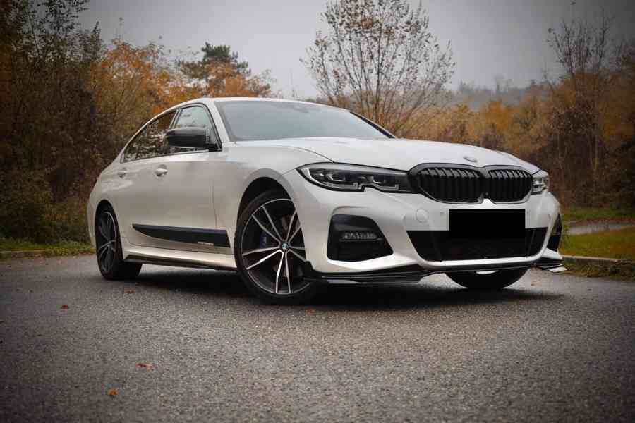 BMW 330i xDrive Sedan M Sport 2019 - foto 1