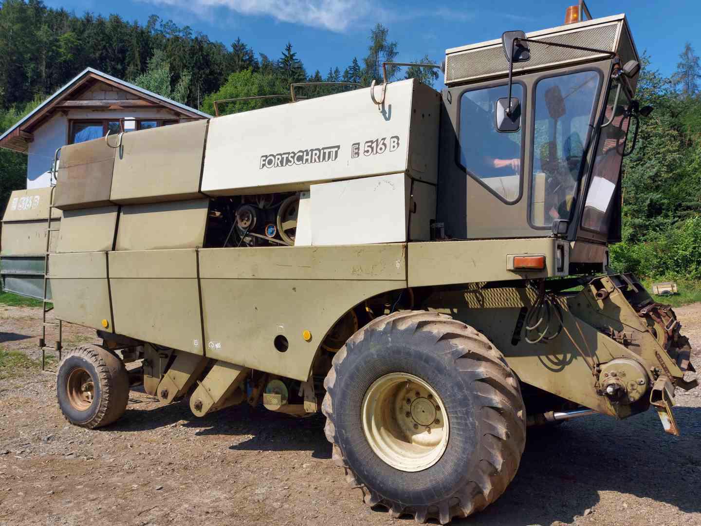 Kombajn E 516 B, lišta Schumacher - foto 1