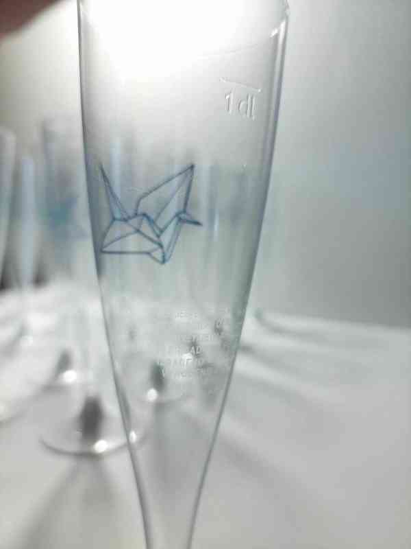 sklenice na přípitek - foto 1