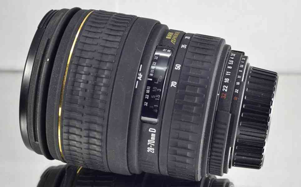pro Nikon - Sigma DG 28-70mmD F/2.8 EX ASPHERICAL - foto 6