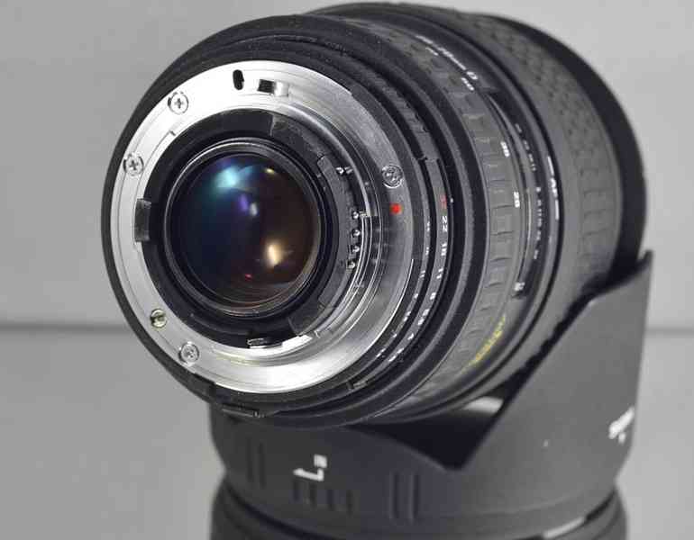 pro Nikon - Sigma DG 28-70mmD F/2.8 EX ASPHERICAL - foto 5