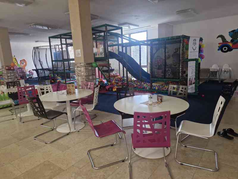 Interierove hriste, komplet vybaveni detske herny - foto 8