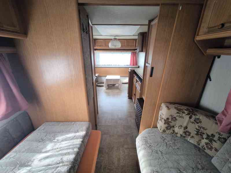 Pěkný karavan Eriba vhodný k přihlášení. Dovoz možný. - foto 8