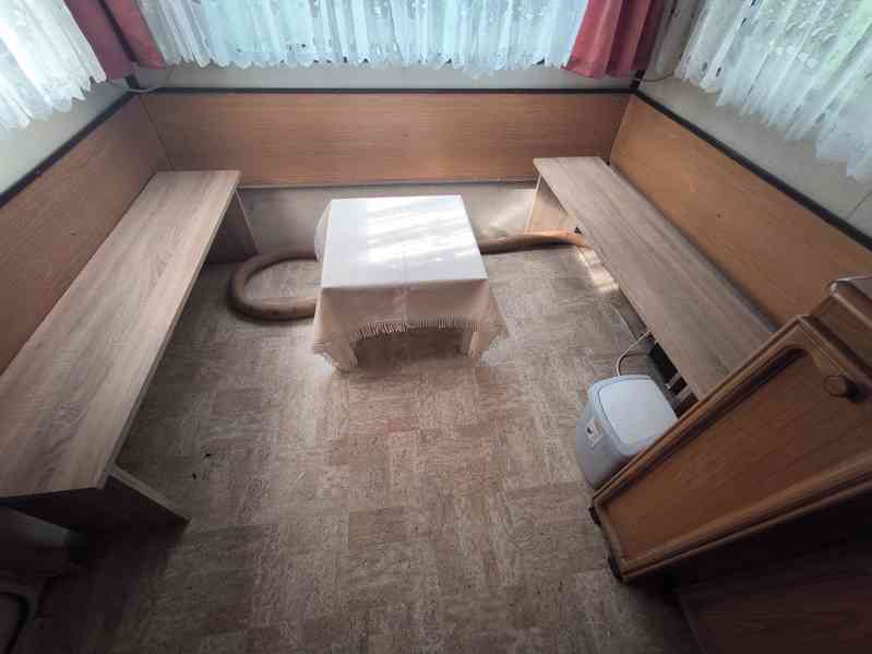 Pěkný karavan Eriba vhodný k přihlášení. Dovoz možný. - foto 13
