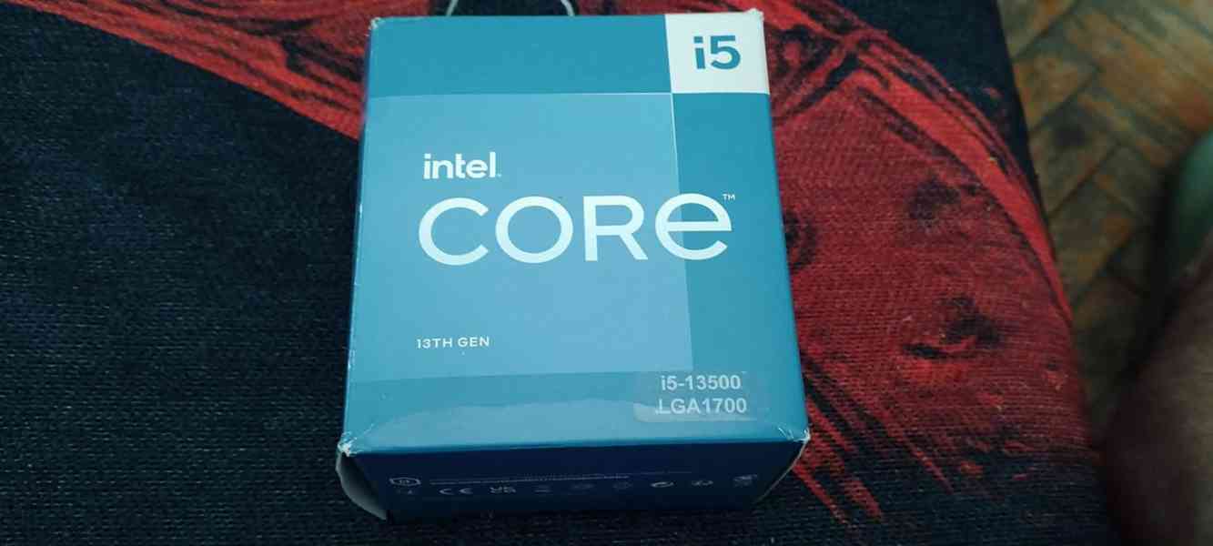 Mimořádná vysoce výkonná herní PC sestava - foto 22