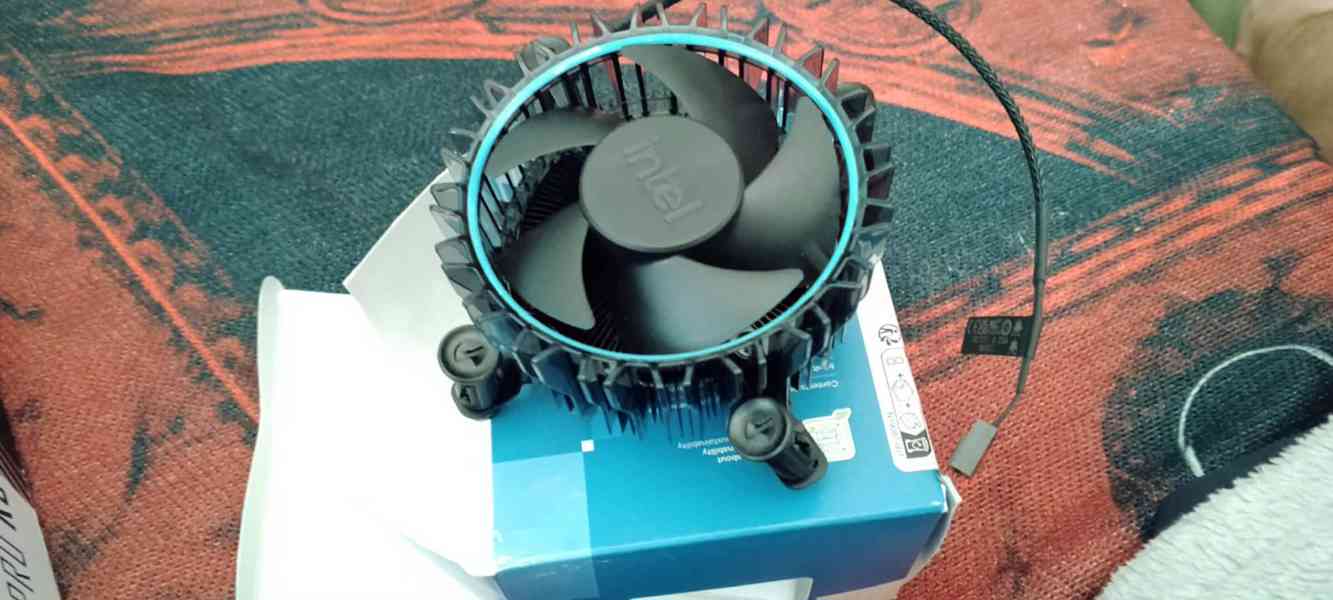 Mimořádná vysoce výkonná herní PC sestava - foto 15