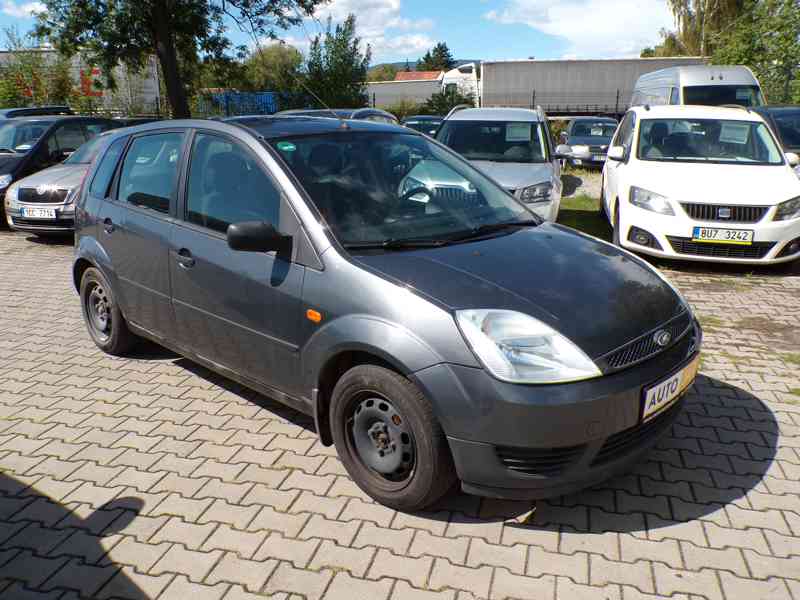 Ford Fiesta 1,3 i KLIMATIZACE - foto 1