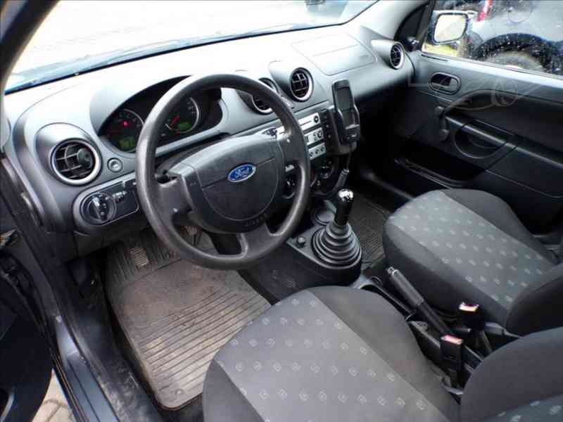 Ford Fiesta 1,3 i KLIMATIZACE - foto 7