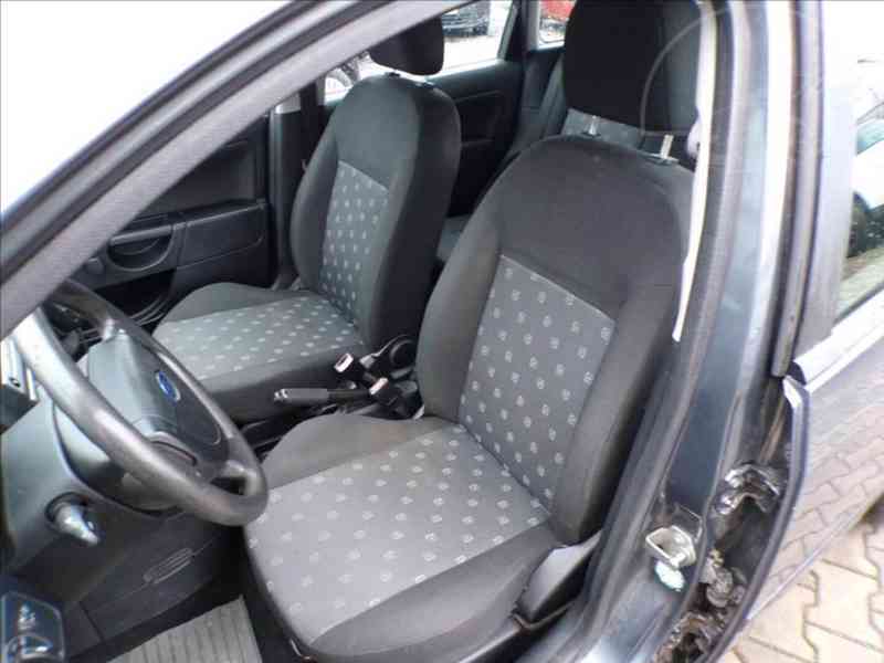 Ford Fiesta 1,3 i KLIMATIZACE - foto 8