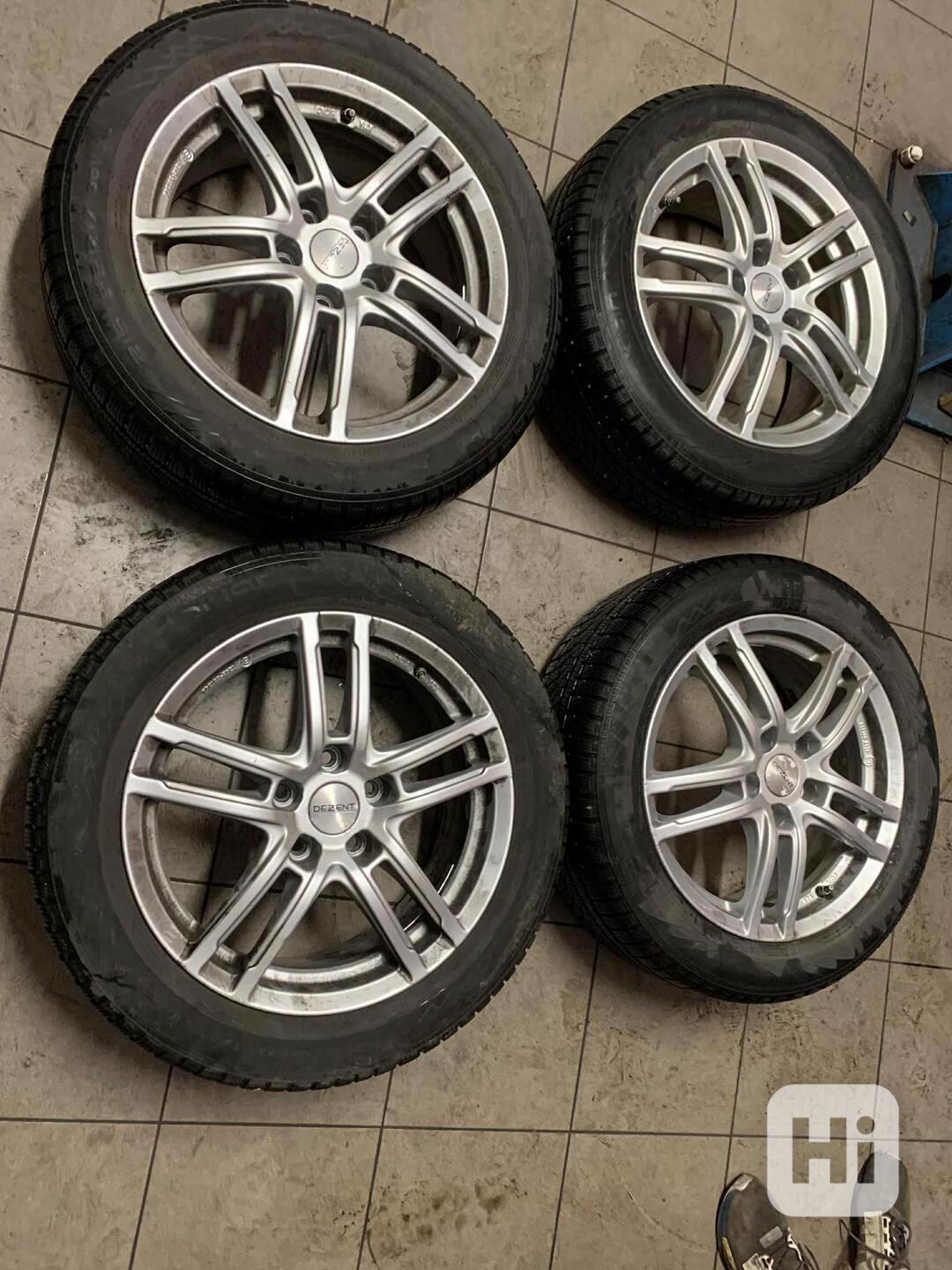 Obutá Alu kola zimní pneu vč. ventilků 17' - foto 1