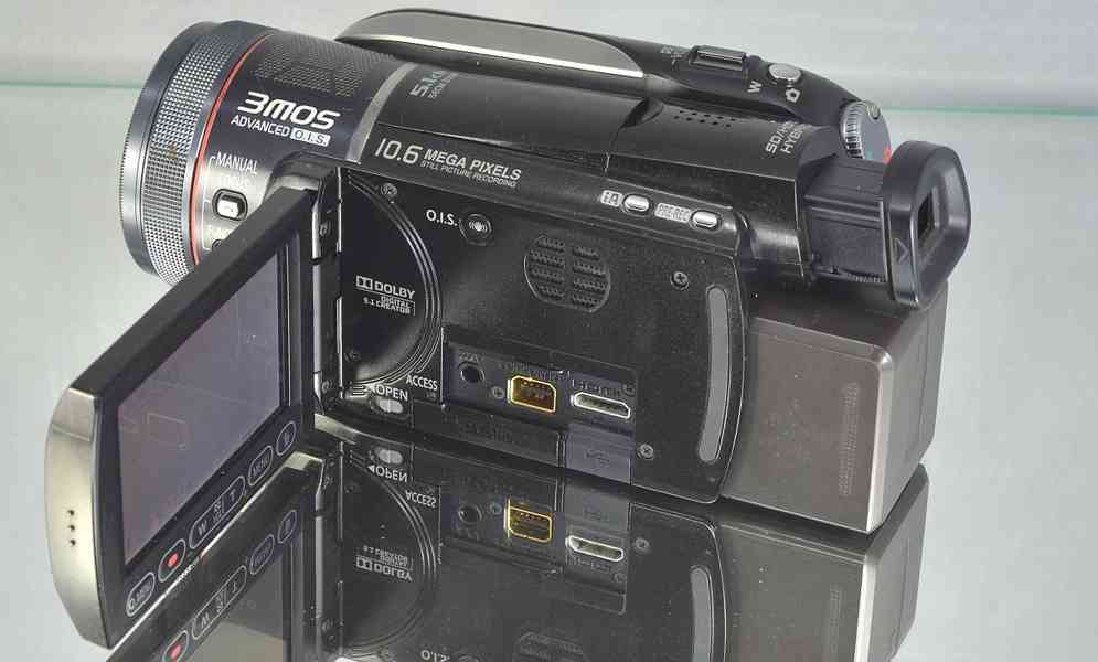 videokamera Panasonic HDC-HS300 120GB HDD*Full HDV - foto 8