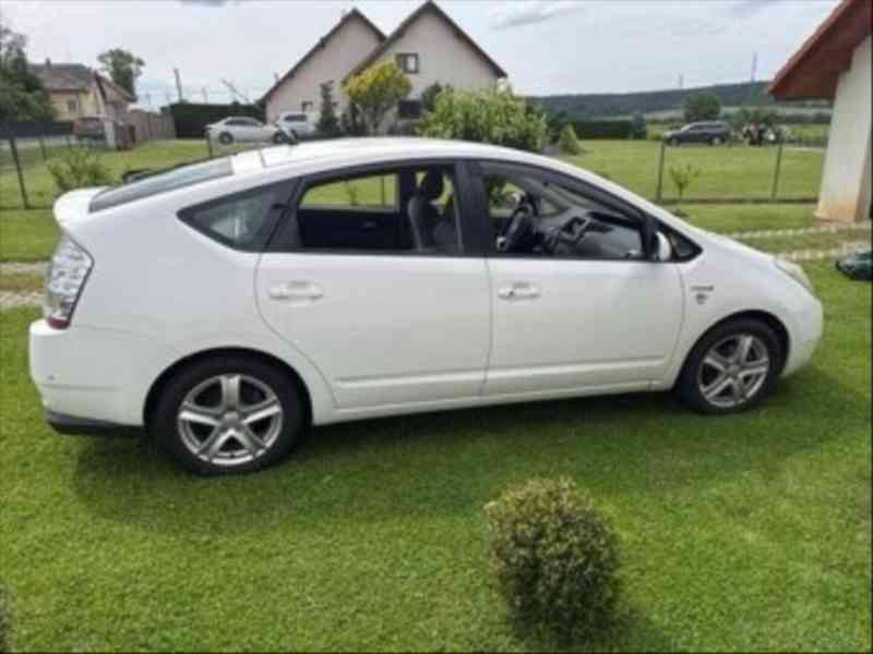 Toyota Prius 1,5 r.v.2007 - foto 4