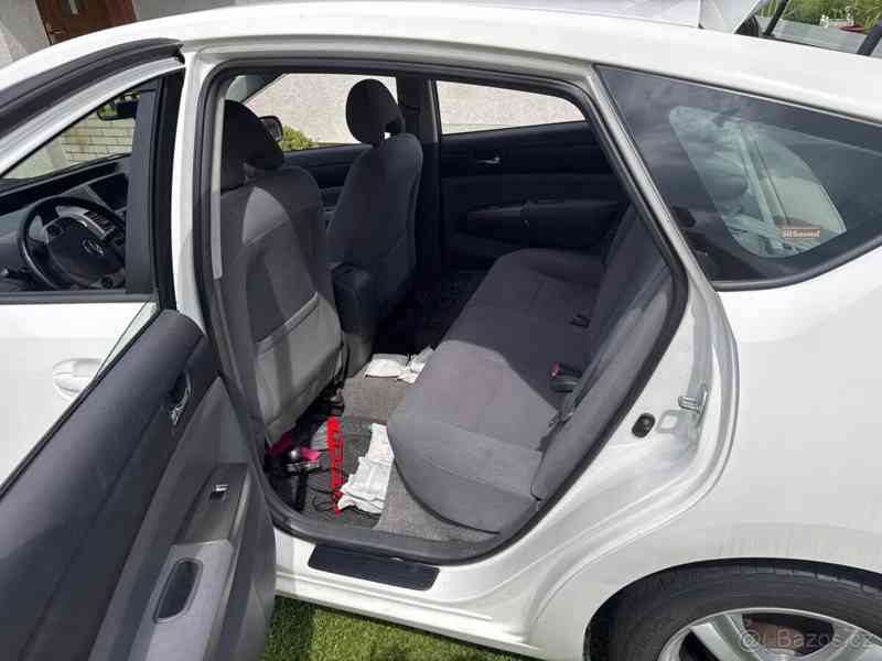Toyota Prius 1,5 r.v.2007 - foto 18