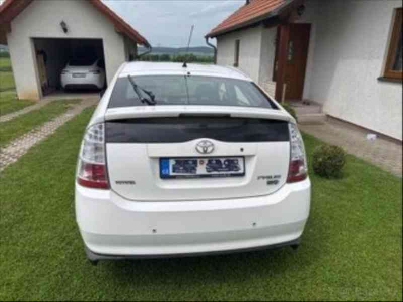 Toyota Prius 1,5 r.v.2007 - foto 2