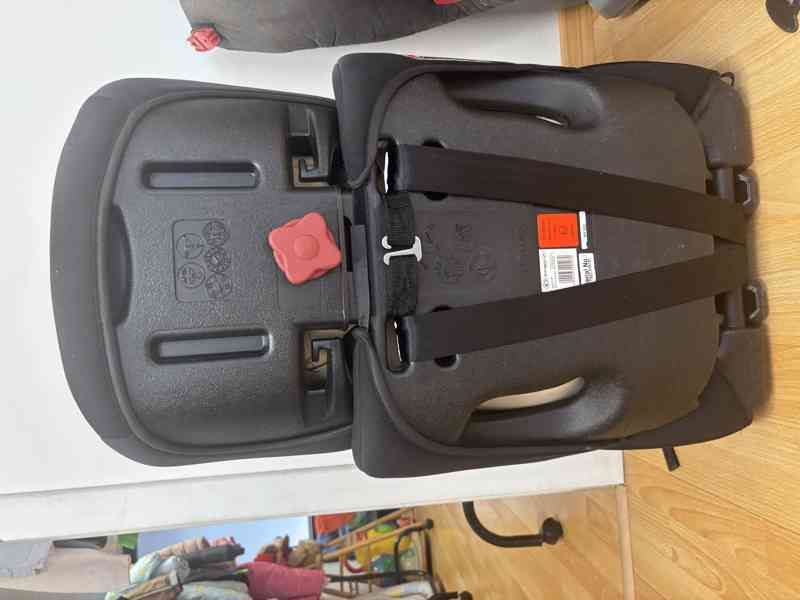 Autosedačka - foto 4