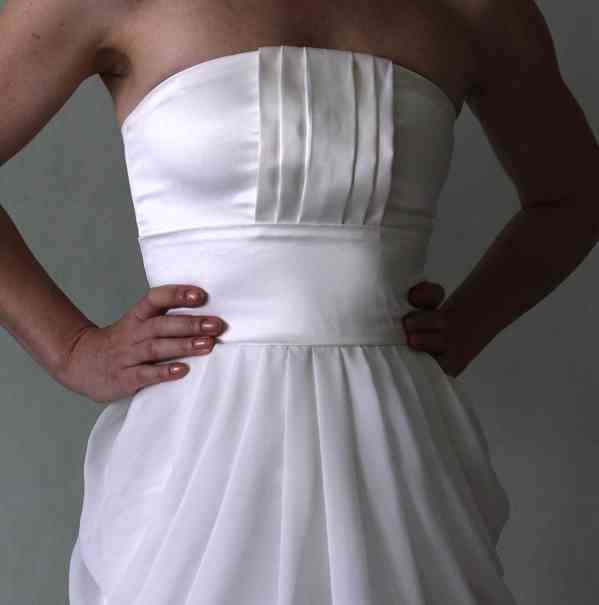 Bílé korzetové šaty - satén a šifon I LOVE LINK vel.32 - foto 11