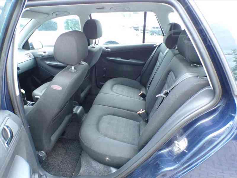Škoda Fabia 1,4 16V ELEGANCE,KLIMATIZACE - foto 9