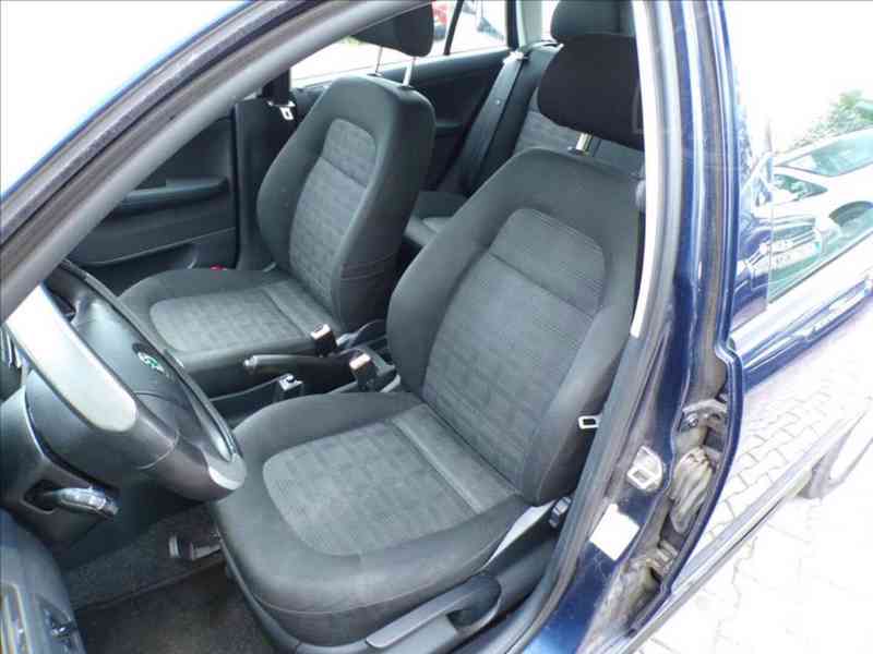 Škoda Fabia 1,4 16V ELEGANCE,KLIMATIZACE - foto 8
