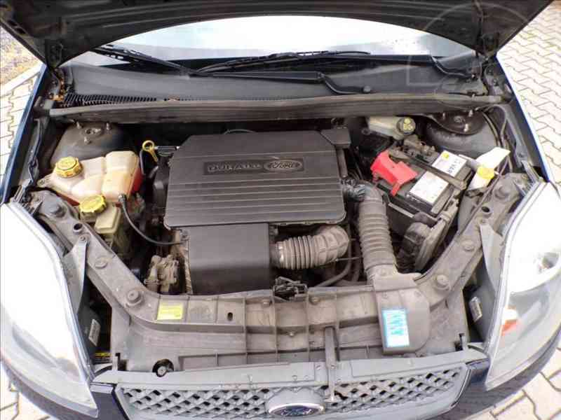 Ford Fiesta 1,3 i 1.MAJITEL,KLIMATIZACE - foto 15