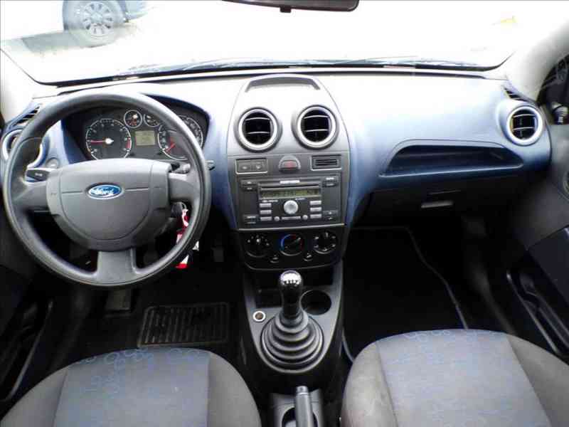 Ford Fiesta 1,3 i 1.MAJITEL,KLIMATIZACE - foto 5