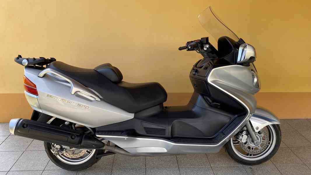 Suzuki Burgman AN 650 / zánovní pneu / orig.stav - foto 5
