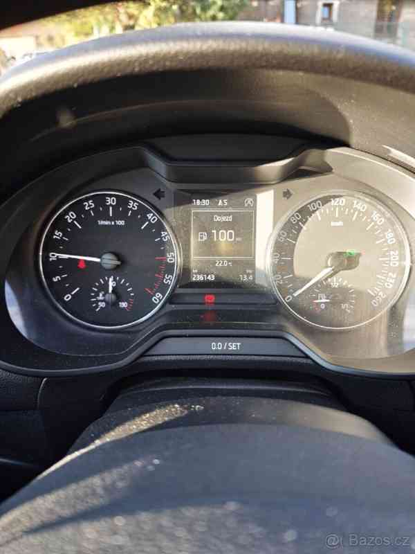 Škoda Octavia 1,6   tdi 81 kW dsg - foto 6
