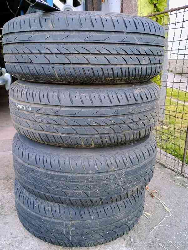 Citroën Berlingo Letní pneu 205/65 R15 + disky - foto 3