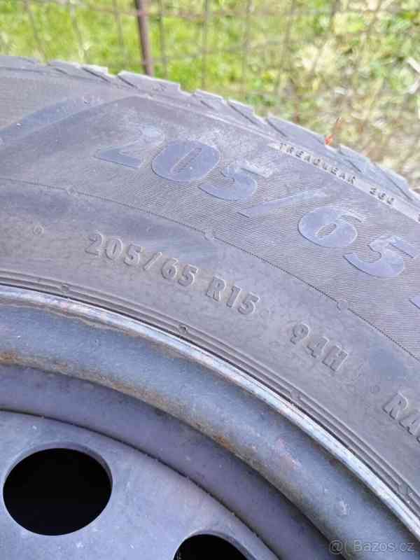 Citroën Berlingo Letní pneu 205/65 R15 + disky - foto 8