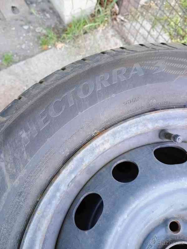 Citroën Berlingo Letní pneu 205/65 R15 + disky - foto 7