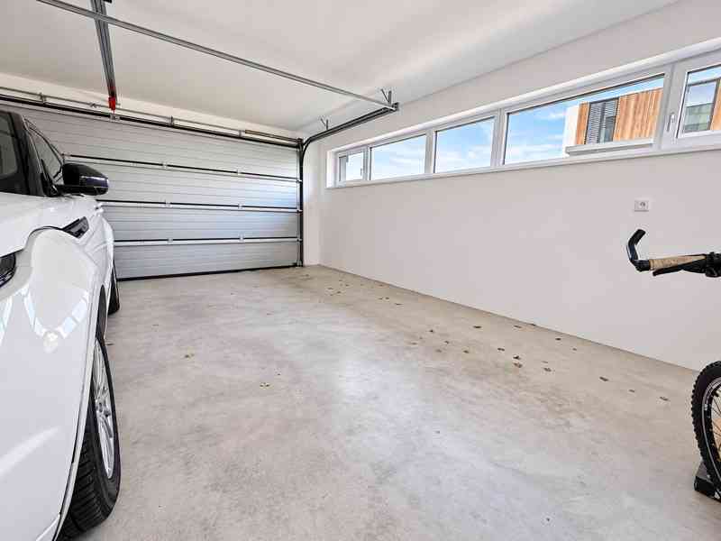 Pronájem bytuPronájem nadstandardního bytu 5+kk se zahradou  - foto 35
