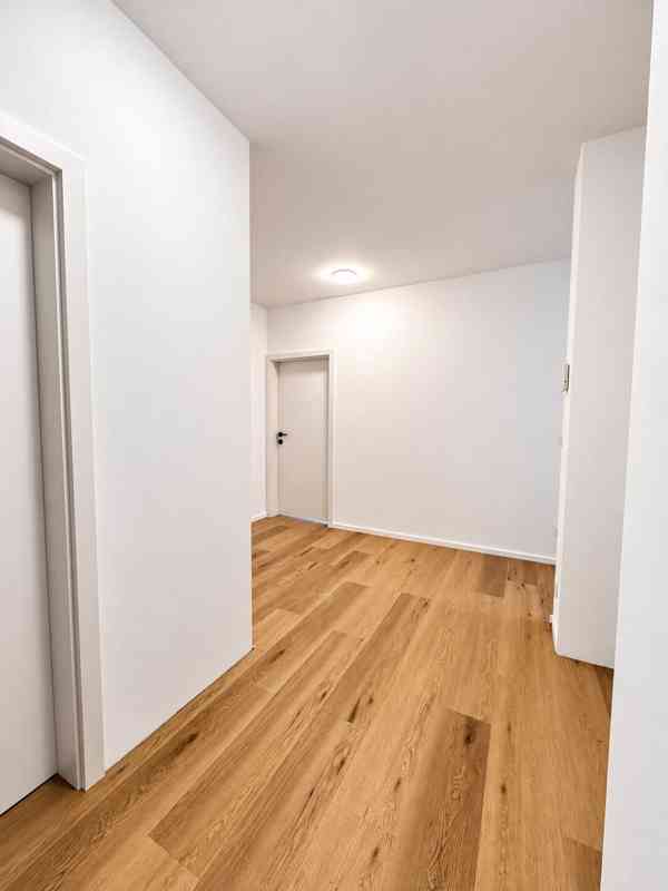 Pronájem bytuPronájem nadstandardního bytu 5+kk se zahradou  - foto 20