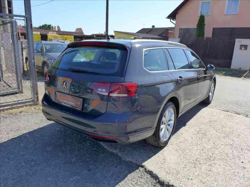 Volkswagen Passat 2,0 TDI LED, NAVI, APP, DPH - foto 3