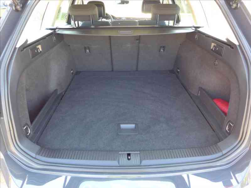 Volkswagen Passat 2,0 TDI LED, NAVI, APP, DPH - foto 8