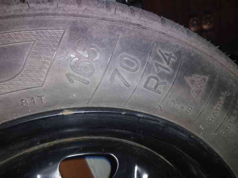 Prodej plechových disků se zimními pneumatikami 165 / 70 R14 - foto 5