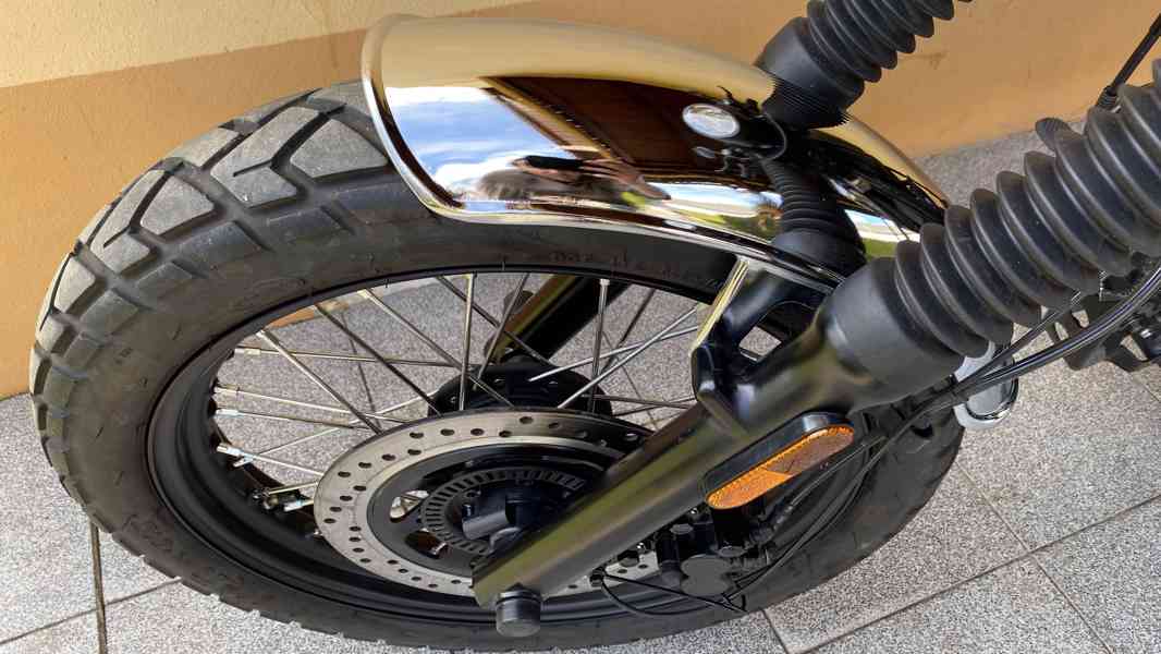 Brixton Cromwell 125 / Zánovní stav / 2023 / po 1.maj. / ABS - foto 8