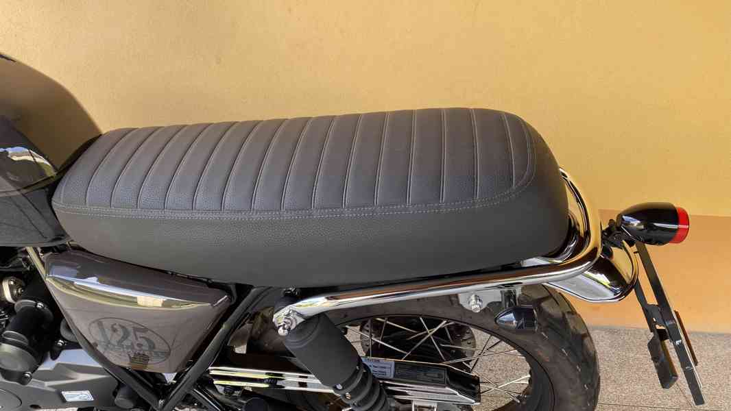 Brixton Cromwell 125 / Zánovní stav / 2023 / po 1.maj. / ABS - foto 7