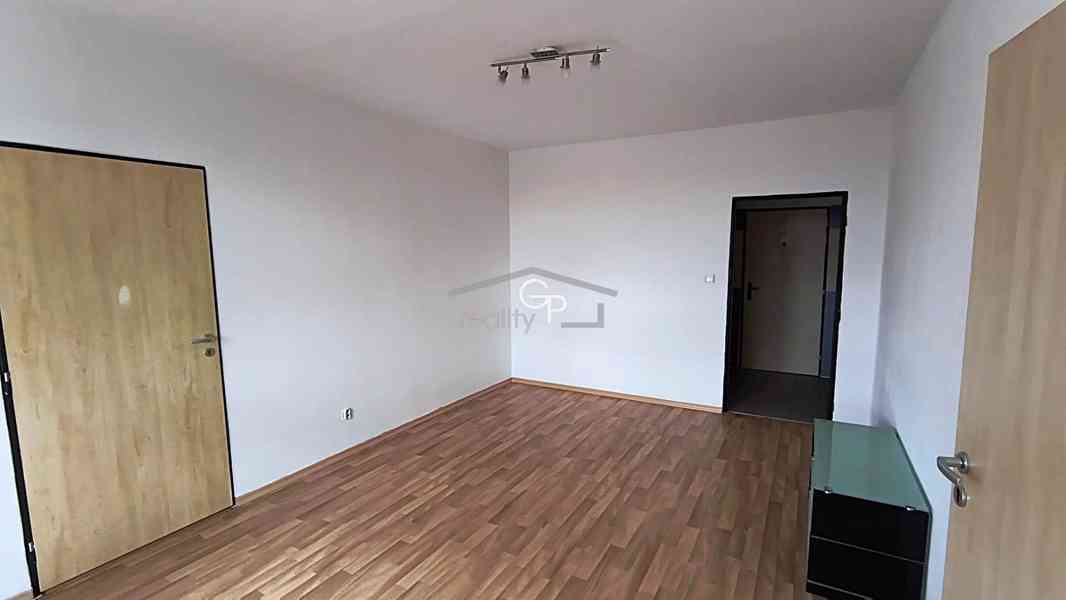 Pronájem bytu 2+1 s lod., ul. Větrná, Č. Budějovice - foto 6