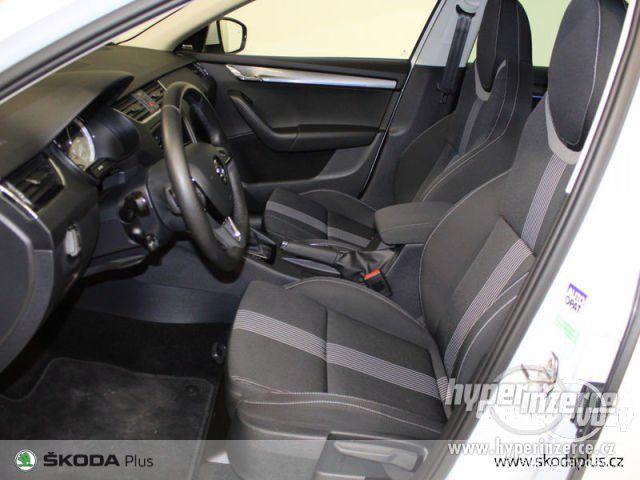 Škoda Octavia 2.0, nafta, automat, r.v. 2017, navigace - foto 5