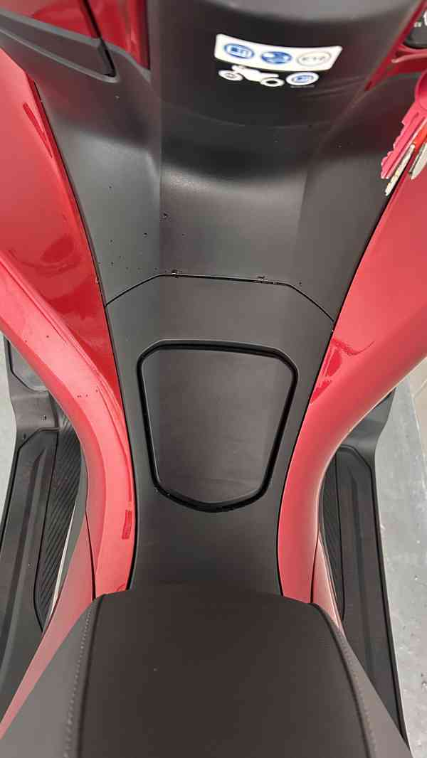 HONDA PCX 125 V TOP STAVU, najeto jen 4495km - foto 6